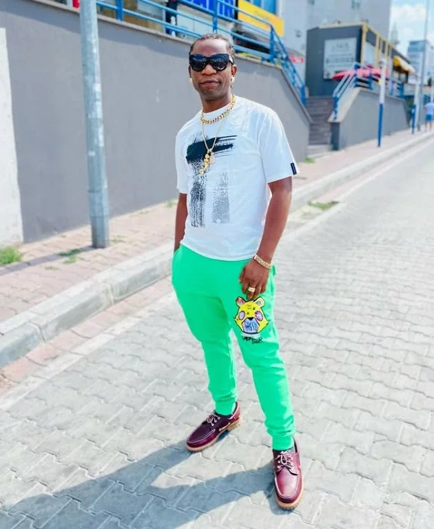 Speed Darlington storms the streets in style after weeks in detention, video goes viral