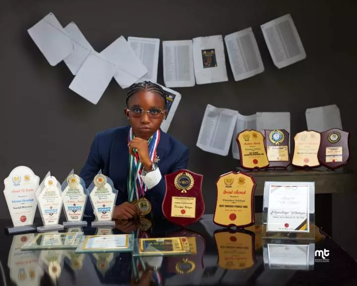 Outstanding 19-year-old lady graduates with First Class honours in Accounting from Adeleke University