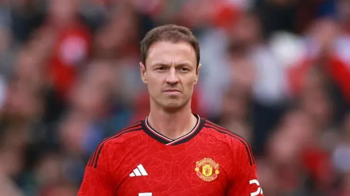 EPL: Man Utd announces contract for Evans
