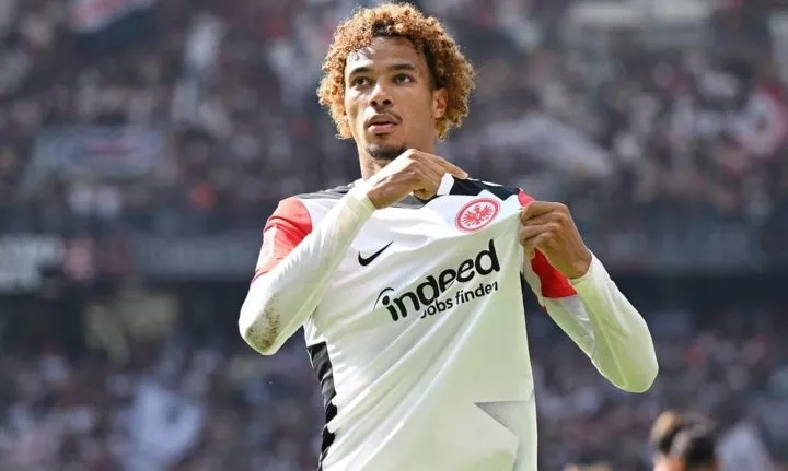 Chelsea looking to close deal to sign Eintracht Frankfurt forward Hugo Ekitike Chelsea looking to close deal to sign Eintracht Frankfurt forward Hugo Ekitike