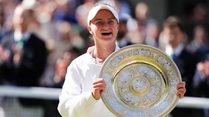 Barbora Krejcikova poses with the Venus Rosewater Dish after beating Jasmine Paolini. Pic: John Walton/PA Wire