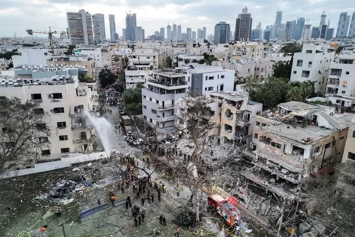 China evacuates citizens from Iran and Israel, urges ceasefire China evacuates citizens from Iran and Israel, urges ceasefire