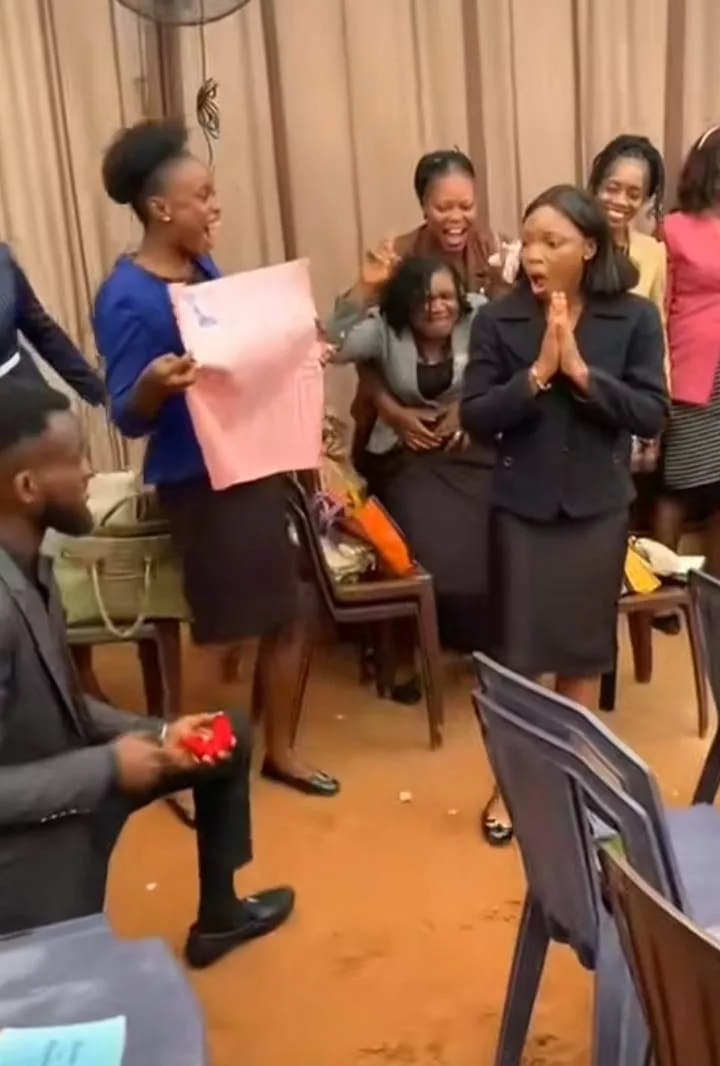 'Why she wan run' - Lady's reaction trends as man proposes to her in Church