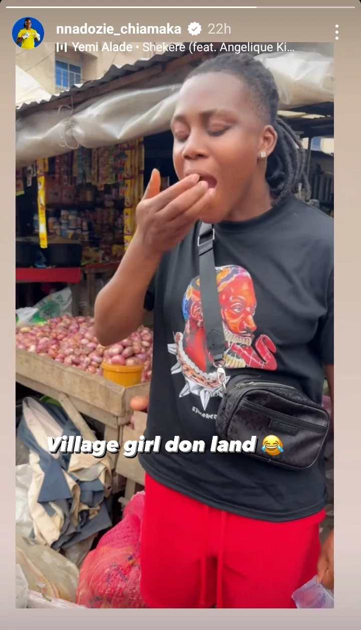 Super Falcons and goalkeeper, Nnadozie spotted with sachet water while in a local market in Nigeria.