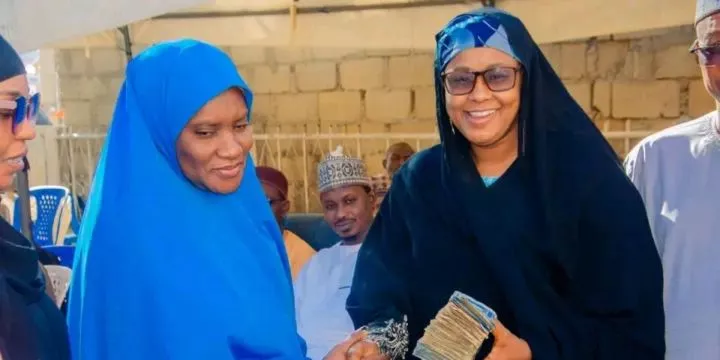 Kano Govt rewards woman who returned N748,320, with N500,000