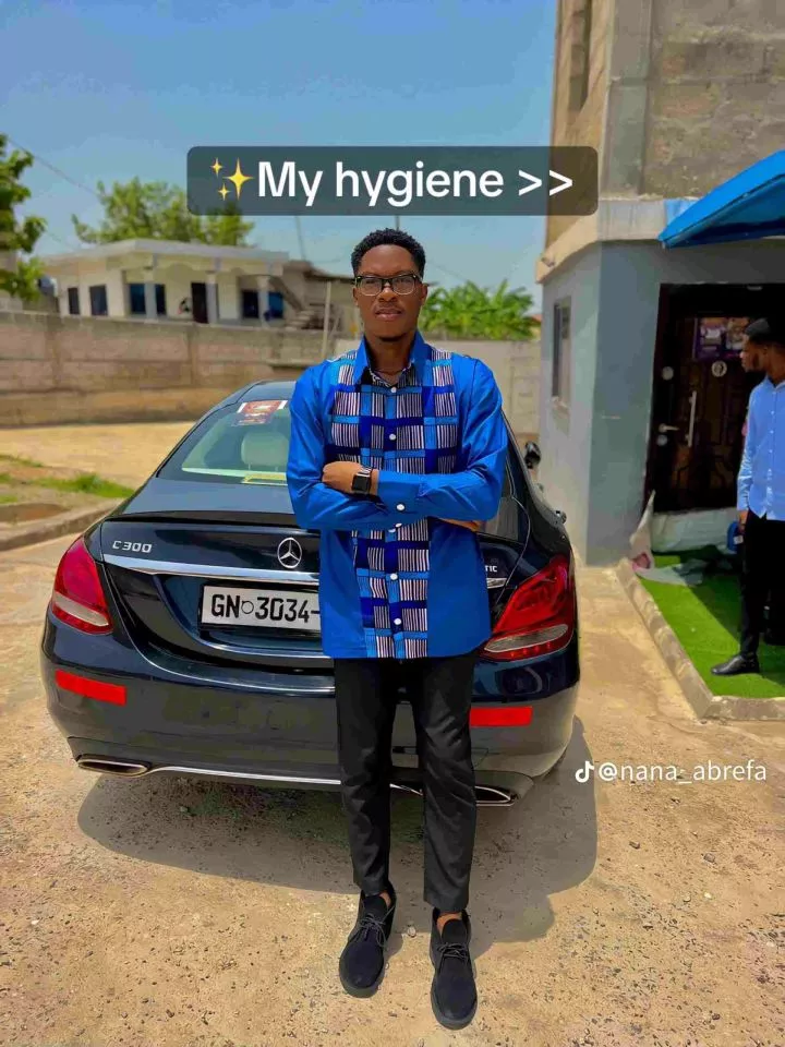 Man stirs mixed reactions as he flaunts his skincare products