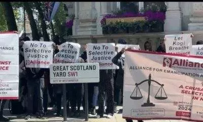 Nigerians In UK Stage Protest, Accuse EFCC Of Bias Over Yahaya Bello's Case