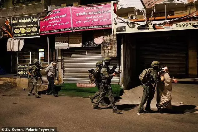 Israel arrests dozens of Hamas terrorists during dramatic raid on West�Bank�village (photos)