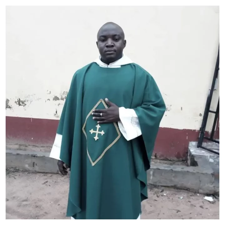 Catholic priest, female passenger drown in Niger flood after bridge collapse