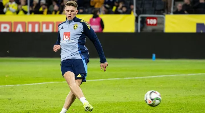 Arsenal striker target says yes to Manchester United