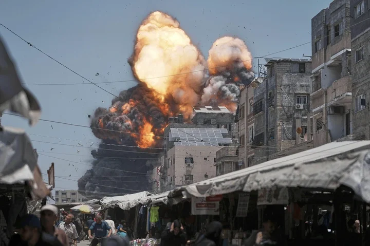 Israeli forces kill 74 more Palestinians in Gaza