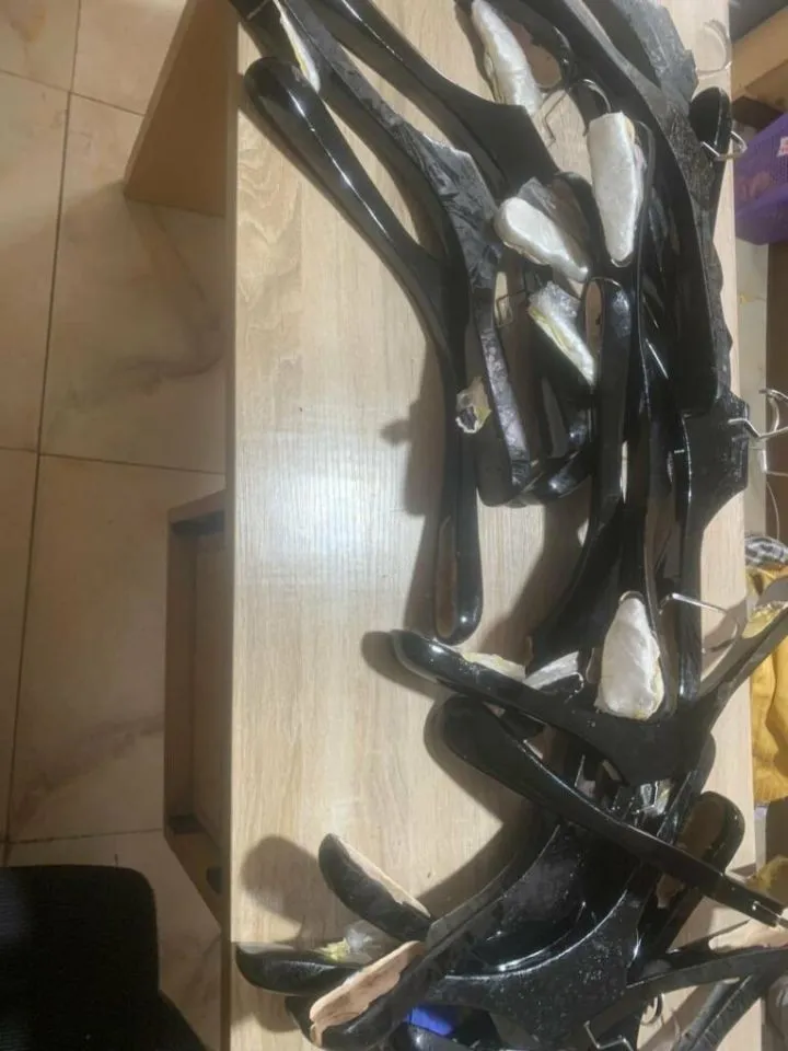 NDLEA Uncovers Cocaine Concealed In Clothes Hangers, Dresses (Video) NDLEA Uncovers Cocaine Concealed In Clothes Hangers, Dresses (Video)