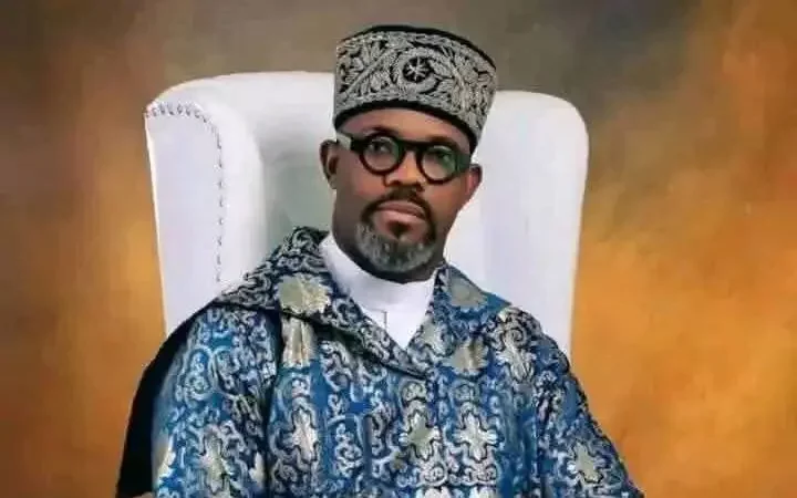 Nollywood actor, Okey Bakassi officially crowned King in Imo State Nollywood actor, Okey Bakassi officially crowned King in Imo State