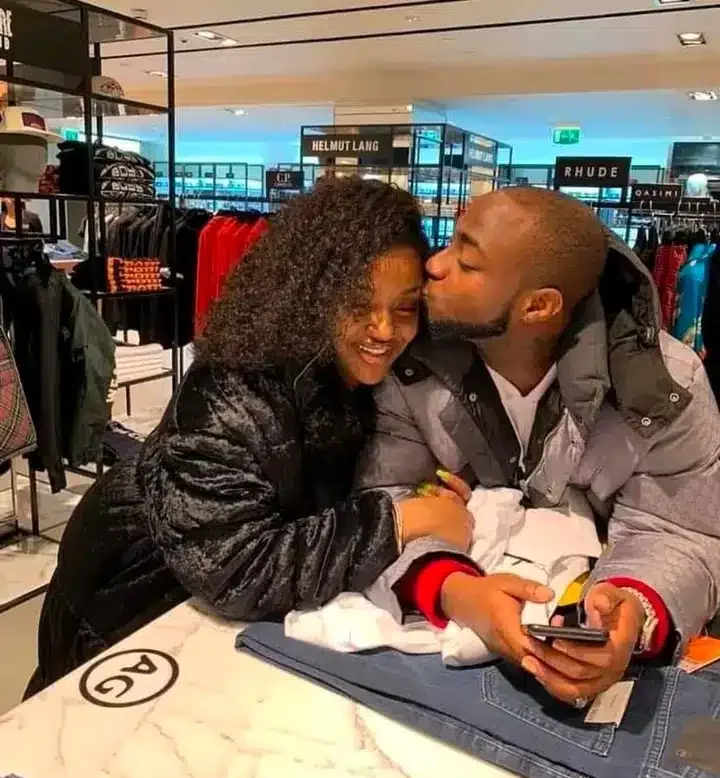 Concerns trail cozy moment between Davido and Chioma in a club