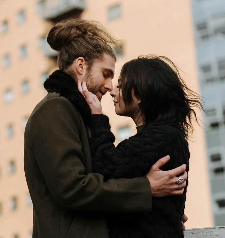 11 Simple Habits That Create Deep Intimacy With The Person You Love Most