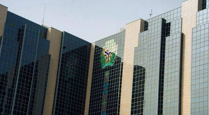 New CBN Directive to Commercial Banks Leaves Nigerians Puzzled