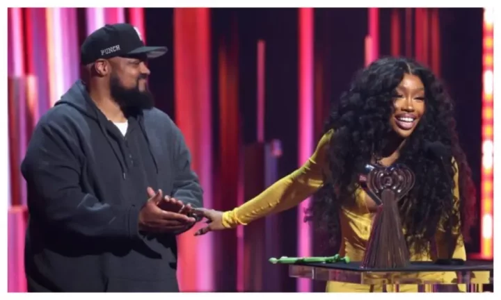 'Nothing to celebrate' - SZA parts ways with her manager, Punch