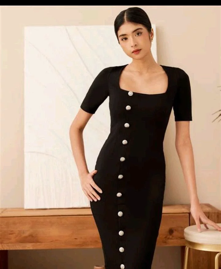 Well-Tailored Buttoned Gowns Dress for Chic and Stylish Ladies