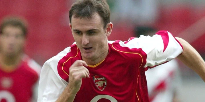 Francis Jeffers in action for Arsenal