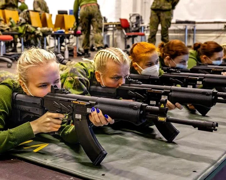 Finnish citizens can own firearms 