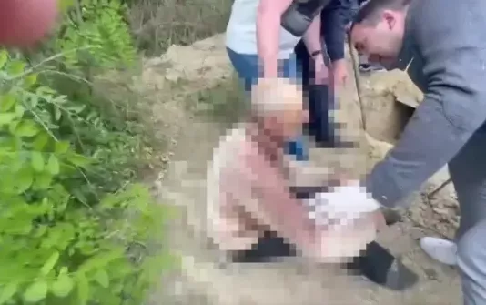 Man buried alive for 4 days rescued after police hear his muffled cries (video)