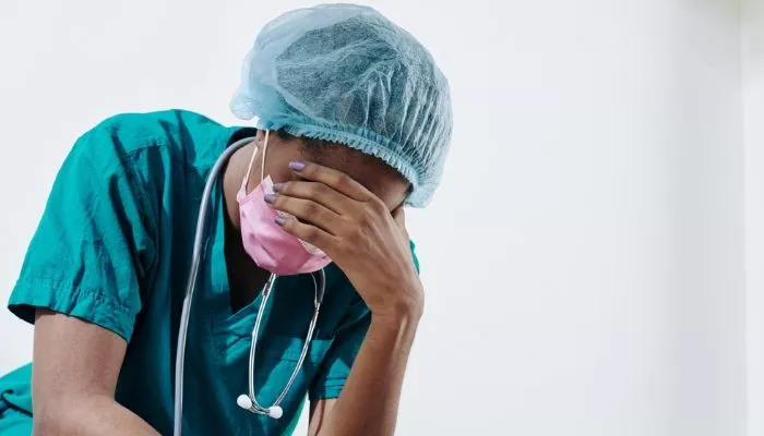 Nigerian nurses under investigation for ?exam fraud? ordered to leave UK