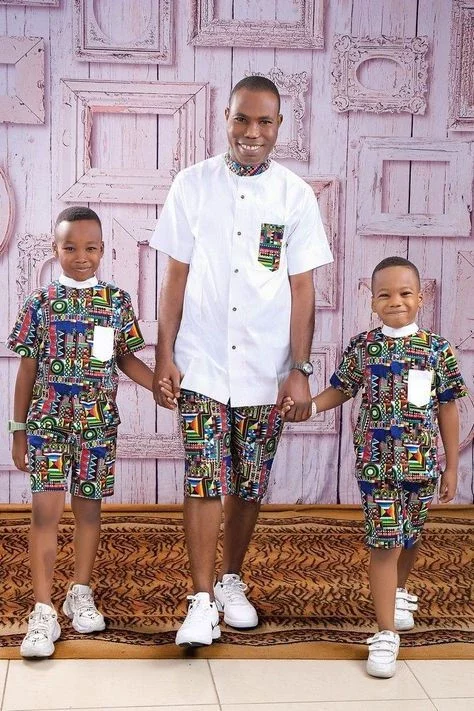 Gorgeous Families in Matching Outfits for Family Portraits