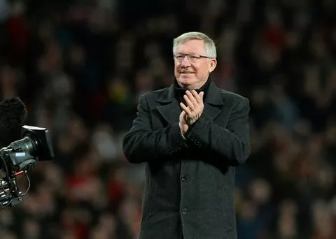 Manchester United add insult to injury, ban Sir Alex Ferguson from team's dressing room