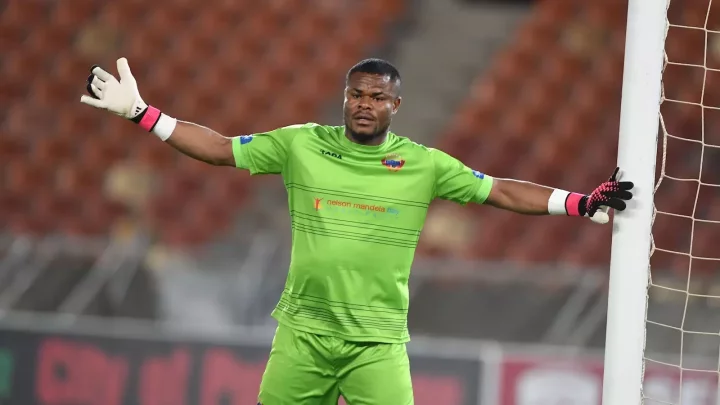 Transfer: Nwabali signs contract extension at Chippa United, named new captain