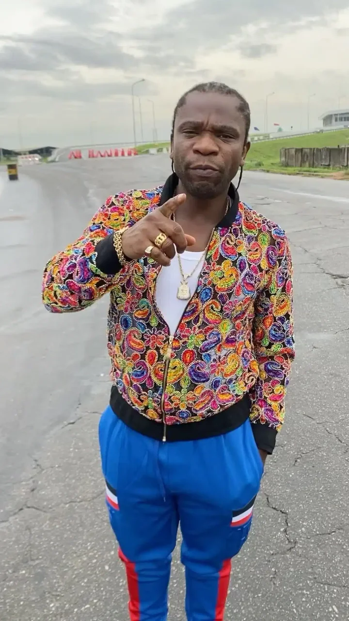 Speed Darlington clashes with Sabinus, threatens to block him