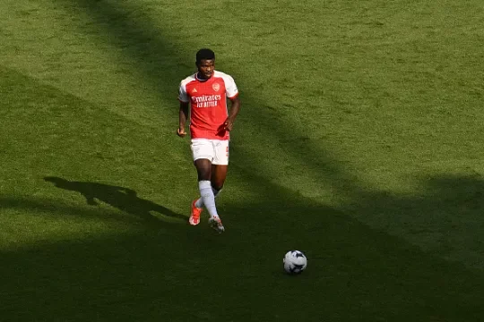 Thomas Partey in action for Arsenal