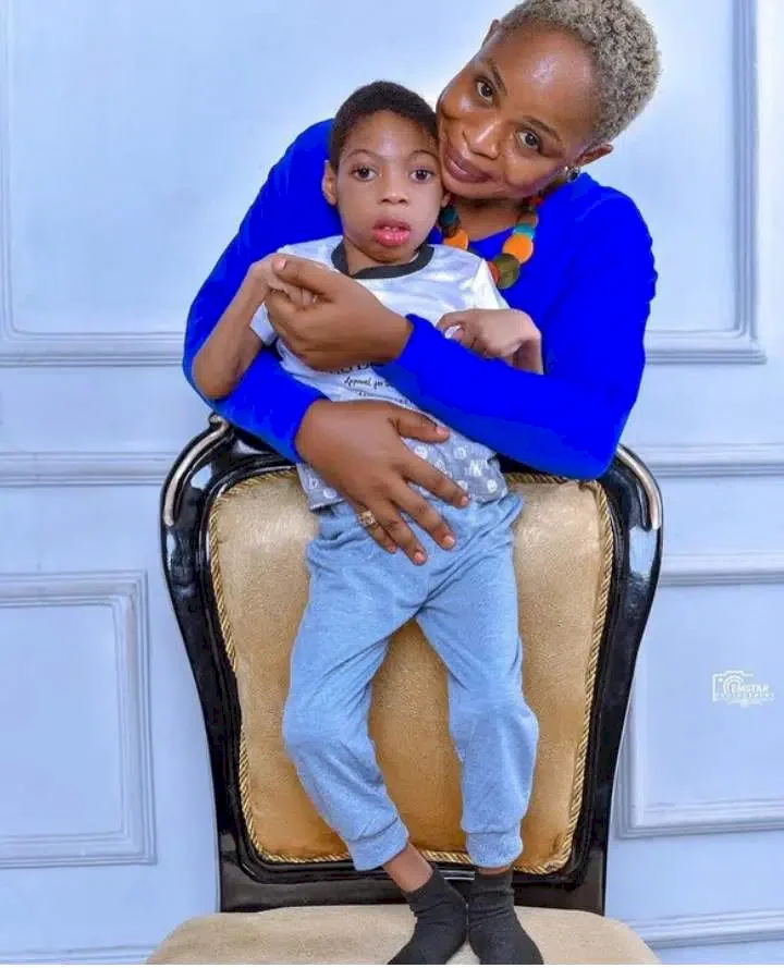 'Strangers advise me to kill my son' - Singer Jodie pens open letter to Nigerians as she laments son's medical disorder