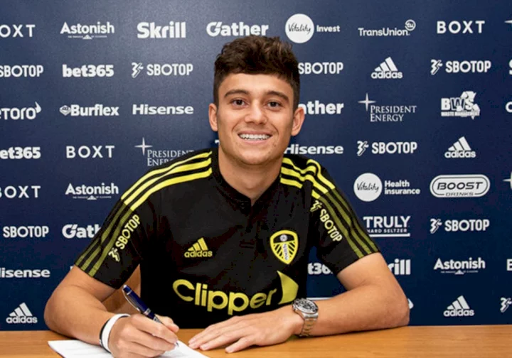 Daniel James completes £25m transfer move from Manchester United to Leeds