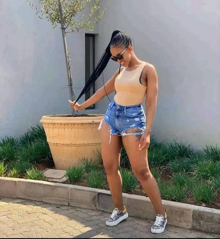 Short Jeans That Can Catch a Man's Attention, See Photos
