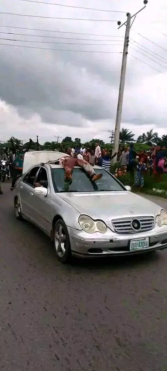 Jubilation as police neutralise notorious armed robber wanted for murder of 13 persons including female corps member in Akwa Ibom