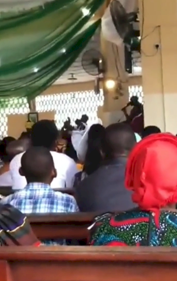 'Use whatever you want to give to me to pay salaries' - Clergyman tells Governor Ben Ayade of Cross River state after he made N25million donation to his church (video)