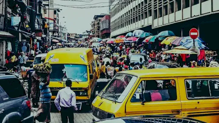 Abroad-based Nigerian shares hilarious experience with Caucasian boss who was curious about Lagos