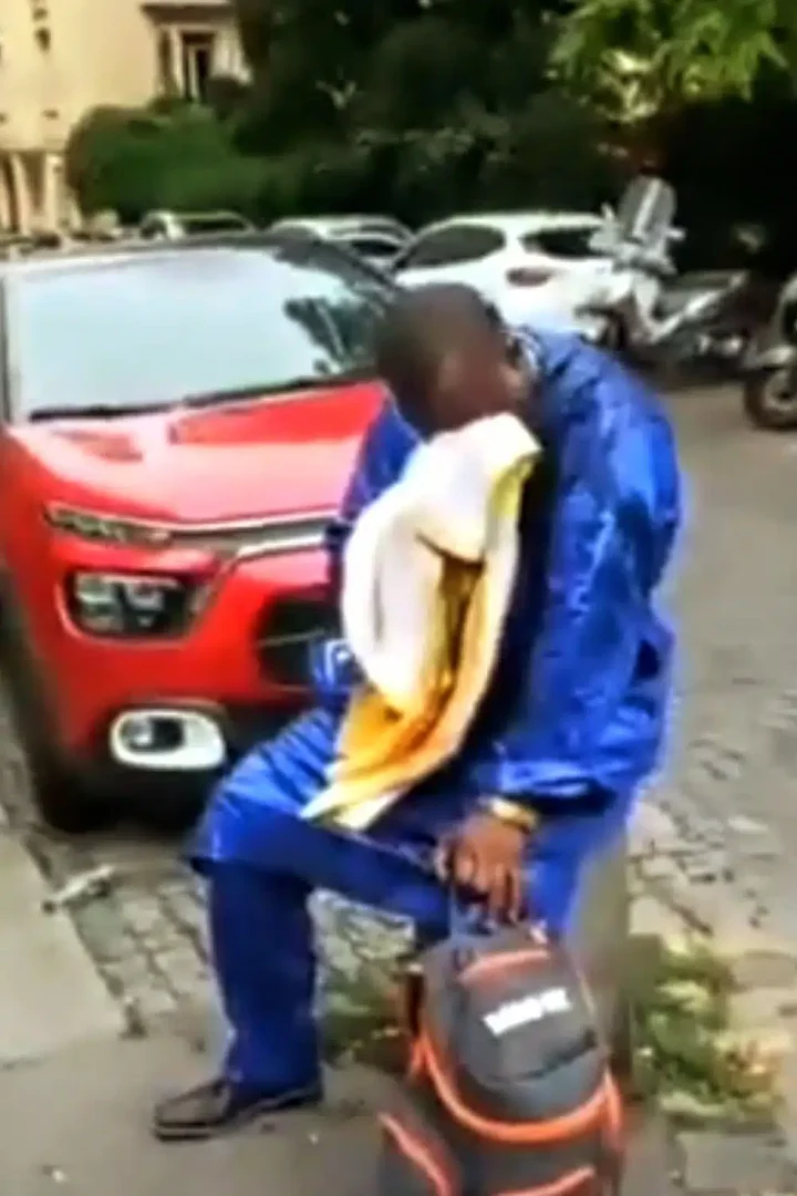 Senegalese Minister brutally beaten by angry countrymen in France for alleged corruption