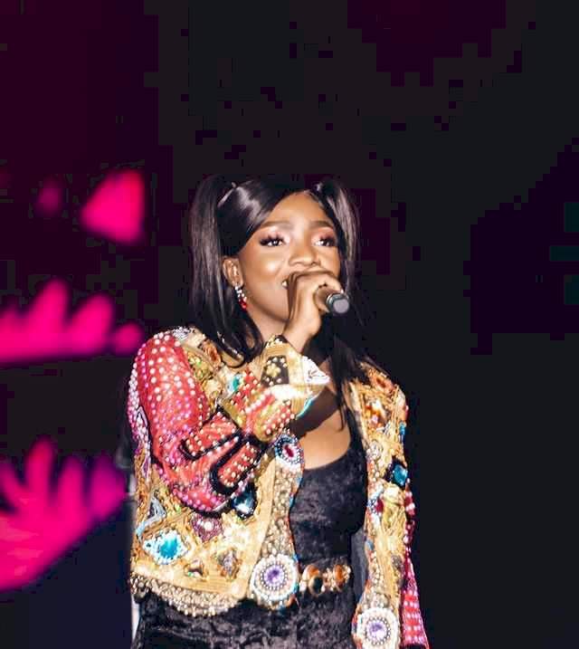 Simi advises up-and-coming singers on how to boost career with social media