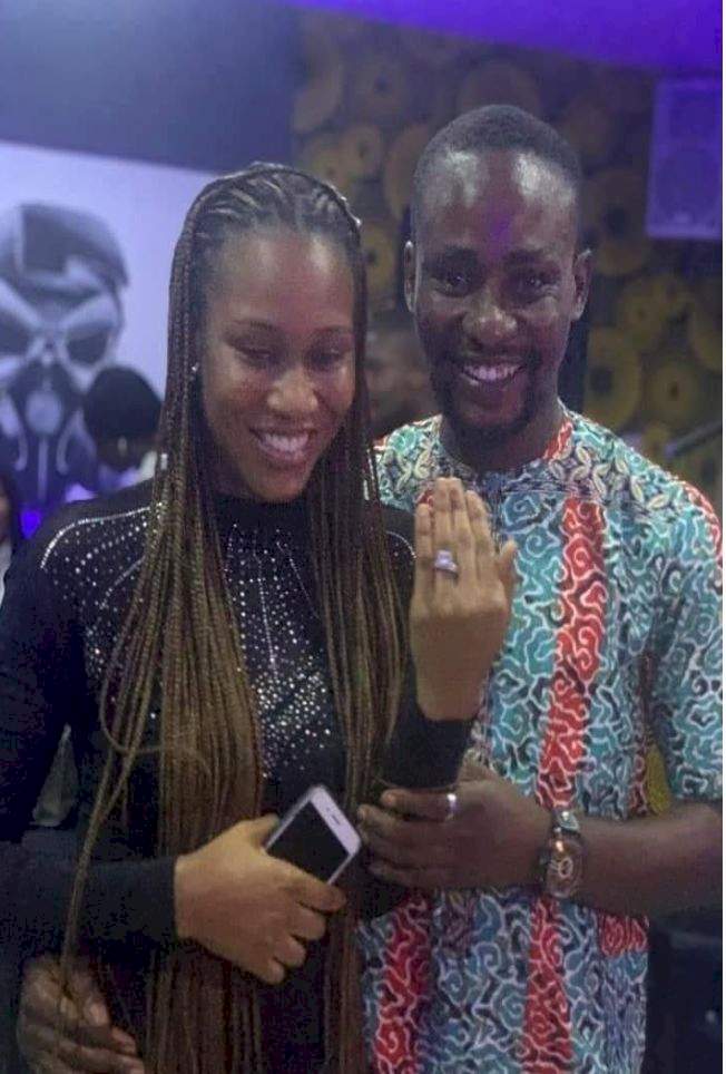 'It's against our culture' - Lady diverges from wide practice as she kneels to accept boyfriend's marriage proposal [Photos]