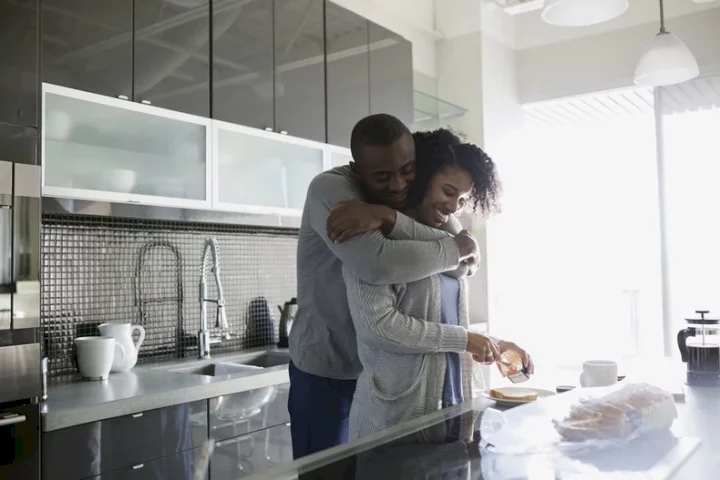 6 ways to be an amazing boyfriend when your girl is on her period