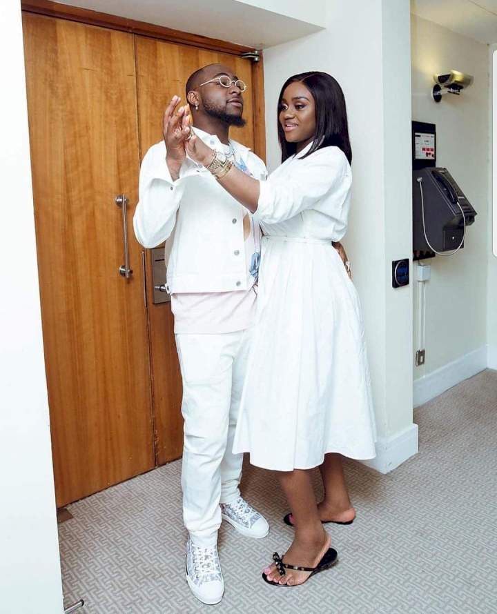 Davido reportedly pays Chioma's bride price in full at her hometown in Imo