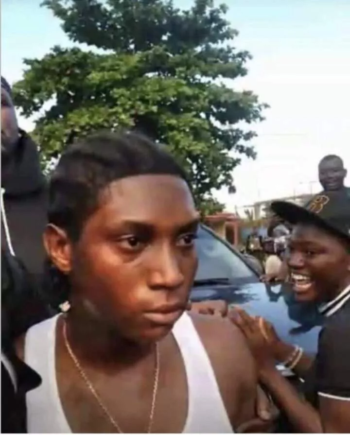 Bella Shmurda reportedly assaulted, Odumodublvck gets chased by cultists at Pocolee's show in LASU (Video)
