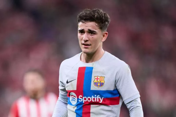 Chelsea in talks to sign Gavi amid Barcelona contract dispute