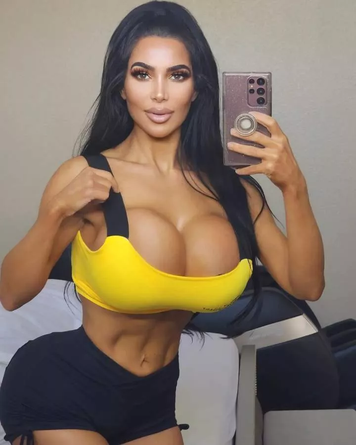 Kim Kardashian look-alike and erotic model Ashten G dies of cardiac arrest after plastic surgery