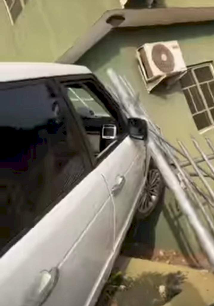 'This is a spiritual attack' - Portable says after crashing his Range Rover (Video)