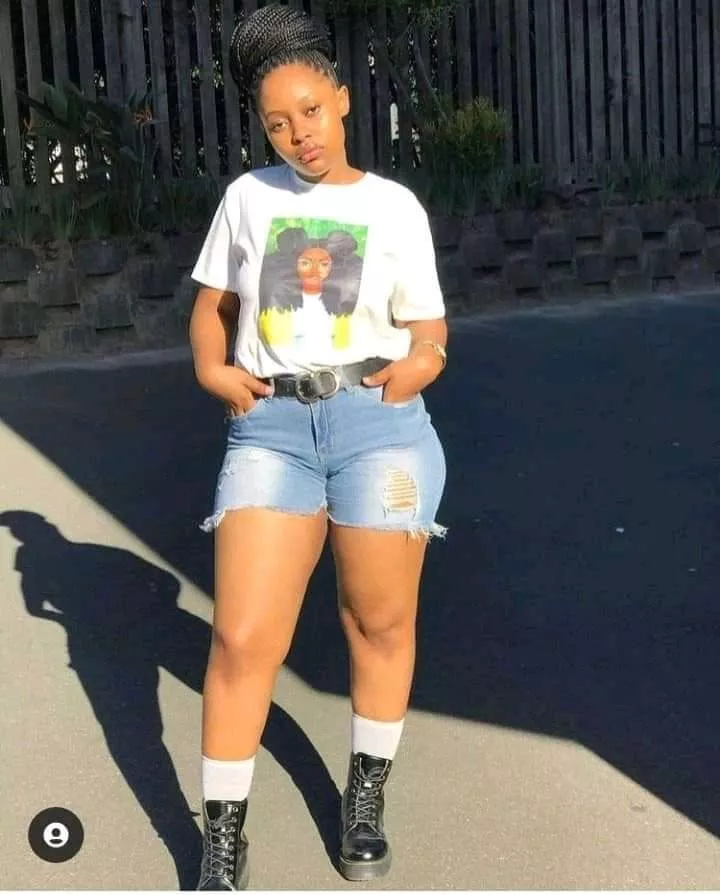 Short Jeans That Can Catch a Man's Attention, See Photos