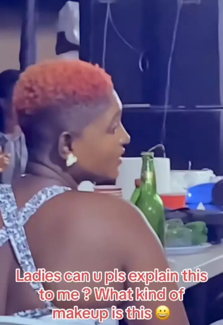 'Na tumeric she use?' - Slay mama causes a buzz as she's spotted with a 'strange' makeup (Video)