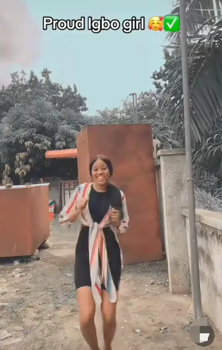 'I will dump my girlfriend for you' - Tall Igbo lady displays sweet cultural dance, video goes viral