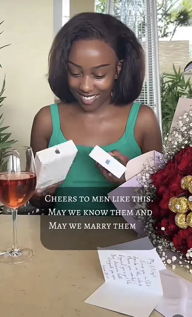 Lady makes netizens green with envy as she shows off two iPhone 15 gift from boyfriend